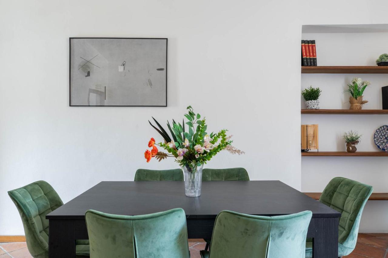 Iflat Pantheon'S Roomy And Friendly Apartment Rome Bagian luar foto