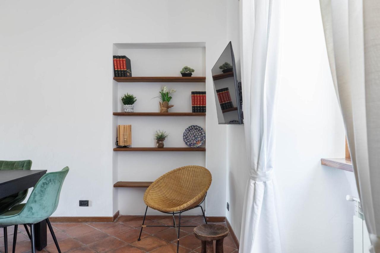 Iflat Pantheon'S Roomy And Friendly Apartment Rome Bagian luar foto