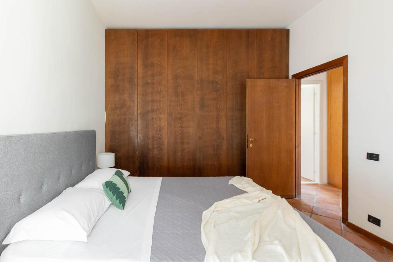 Iflat Pantheon'S Roomy And Friendly Apartment Rome Bagian luar foto