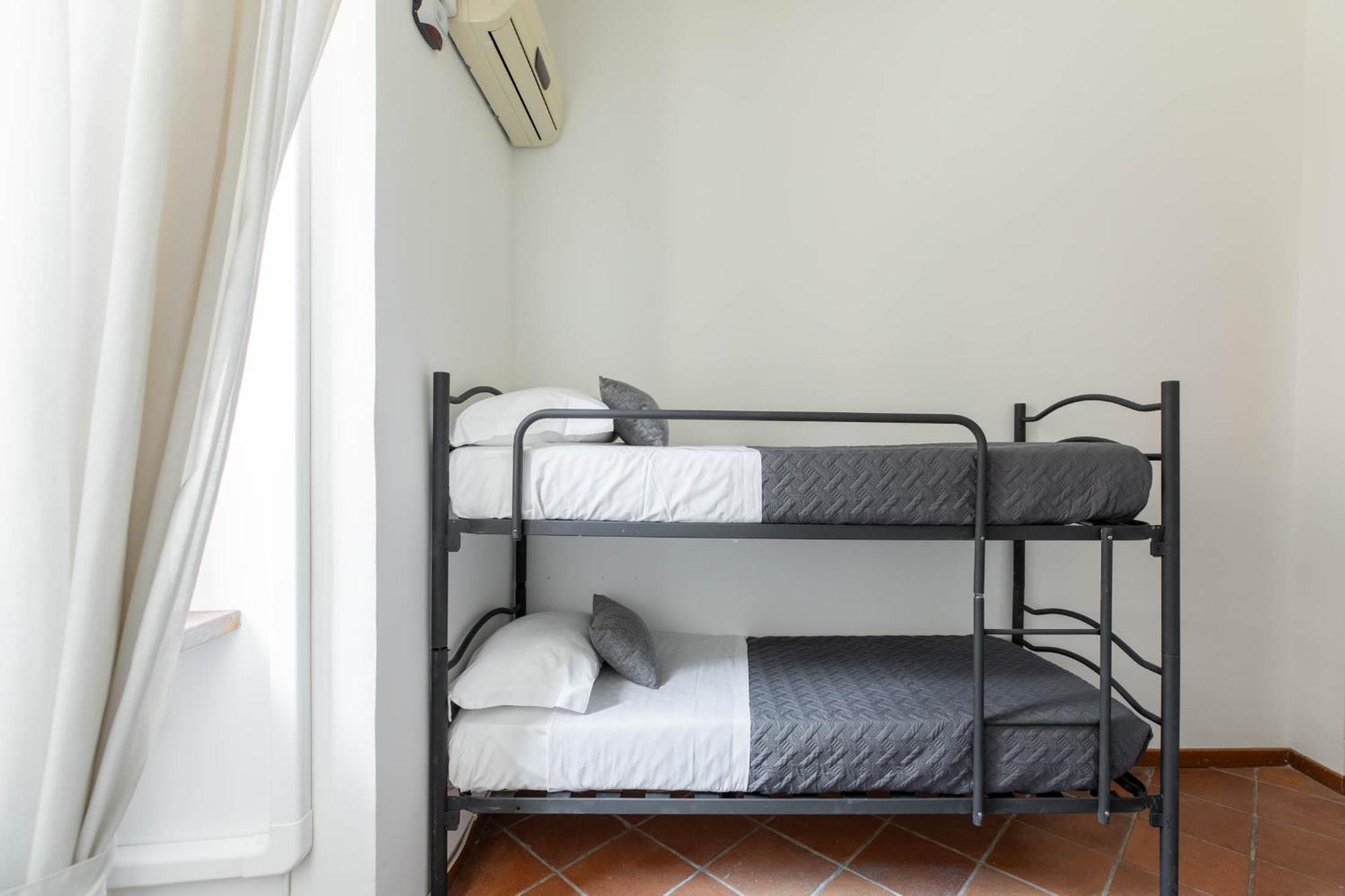 Iflat Pantheon'S Roomy And Friendly Apartment Rome Bagian luar foto